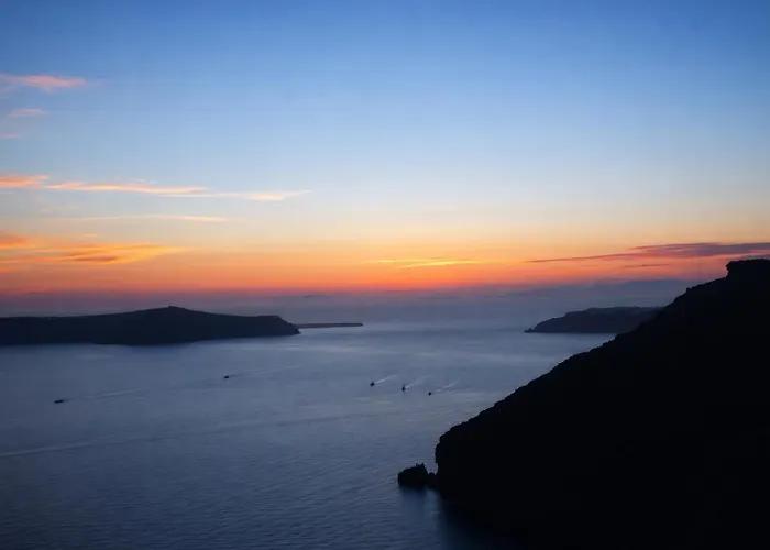 Yposkafo - Private - Santorini Fira (Santorini)